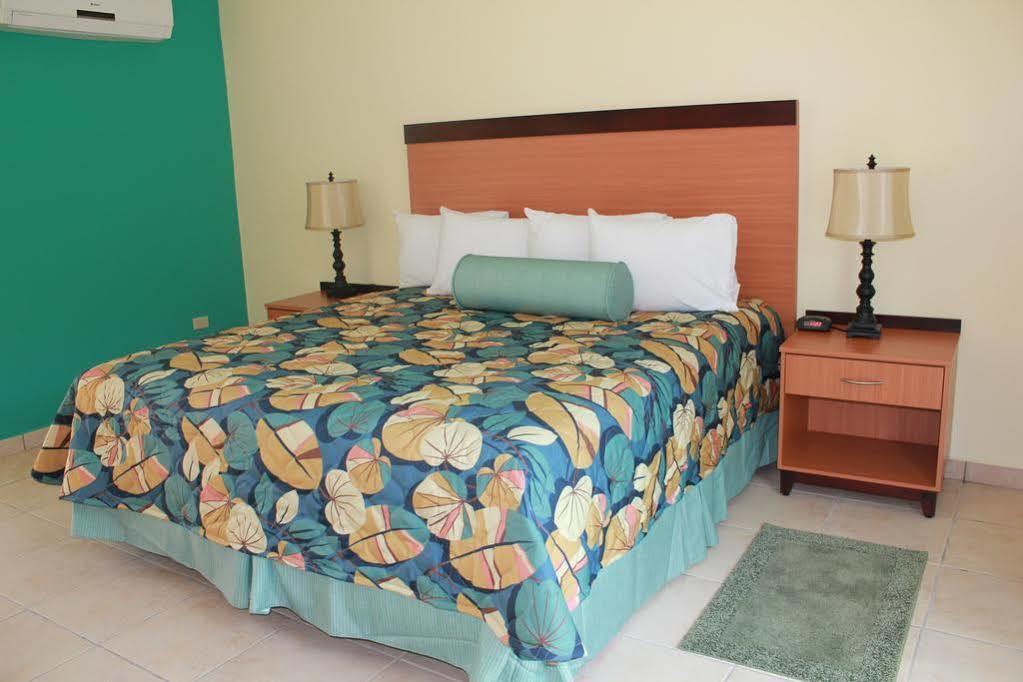Parador Palmas de Lucia Yabucoa Exterior foto